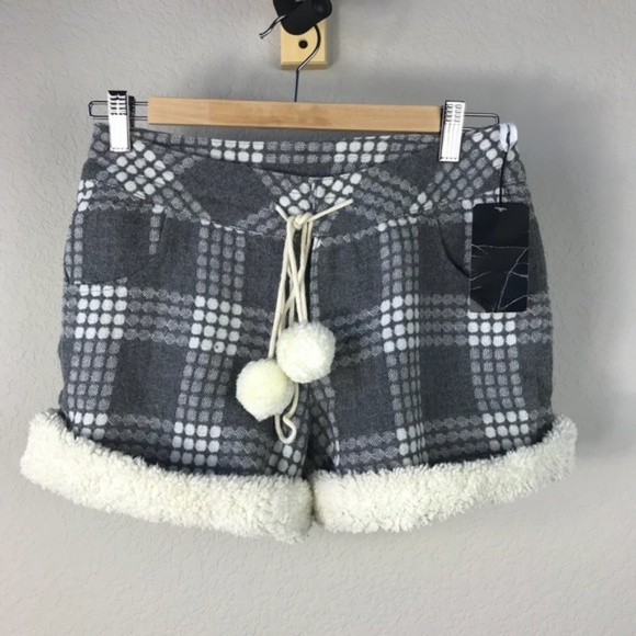 Pants - Grey plaid fleece hiking chic shorts